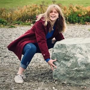 Meet your Posher, Kiana